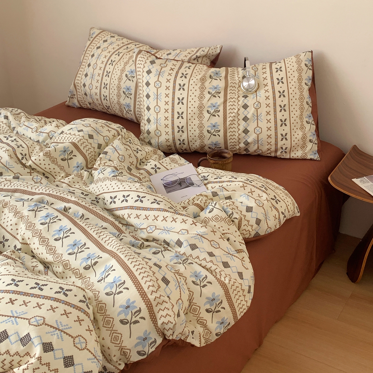 91家纺网 家纺一手货源 找家纺 桃喜 2026春夏新款全棉纯棉ins简约系列四件套（会员-3） 复古费尔岛