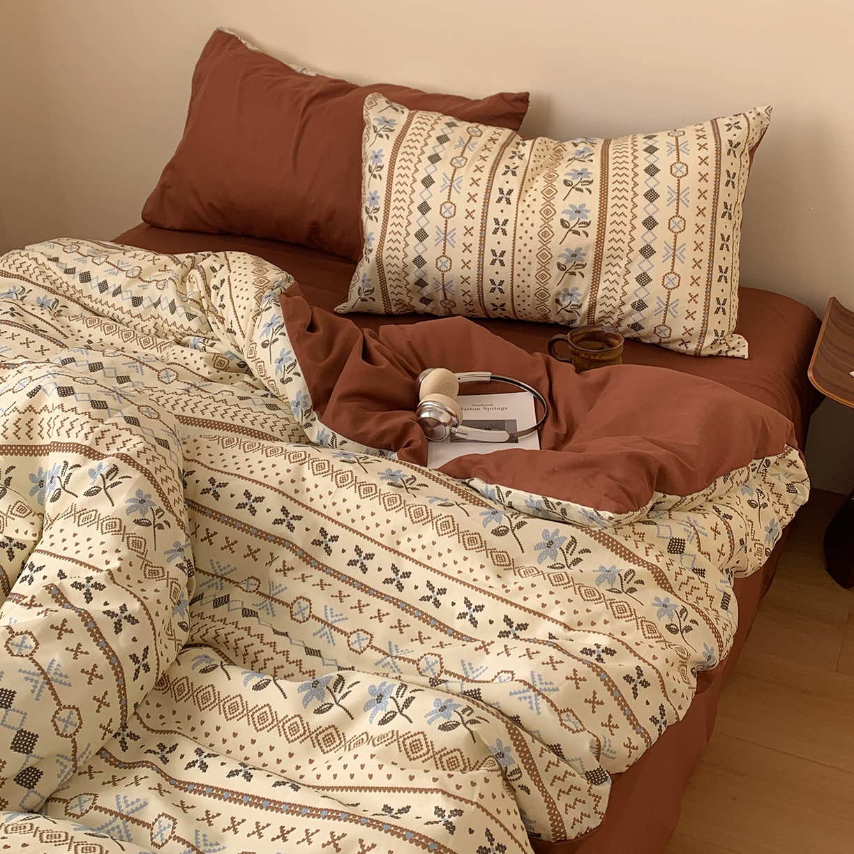 91家纺网 家纺一手货源 找家纺 桃喜 2026春夏新款全棉纯棉ins简约系列四件套（会员-3） 复古费尔岛