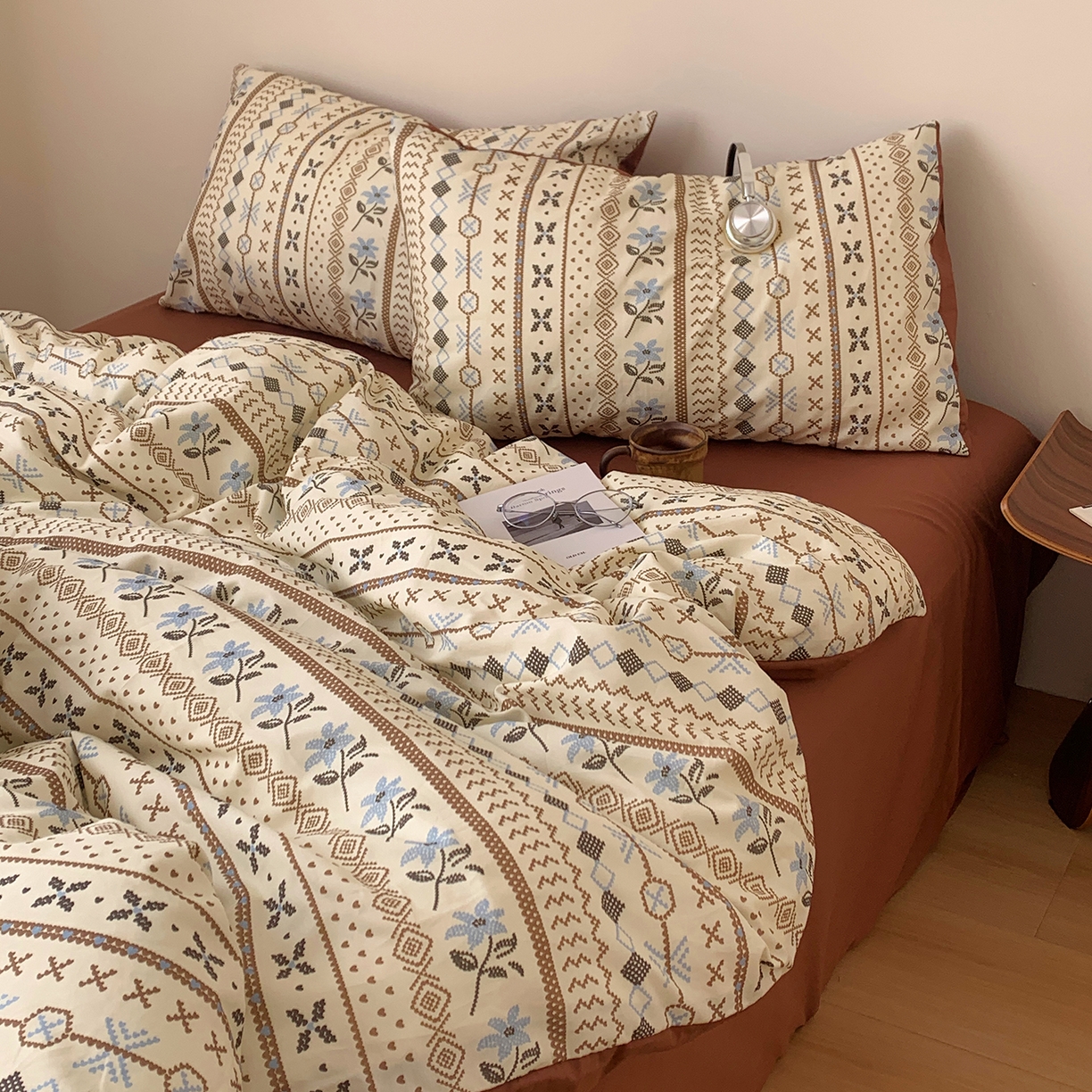 91家纺网 家纺一手货源 找家纺 桃喜 2026春夏新款全棉纯棉ins简约系列四件套（会员-3） 复古费尔岛