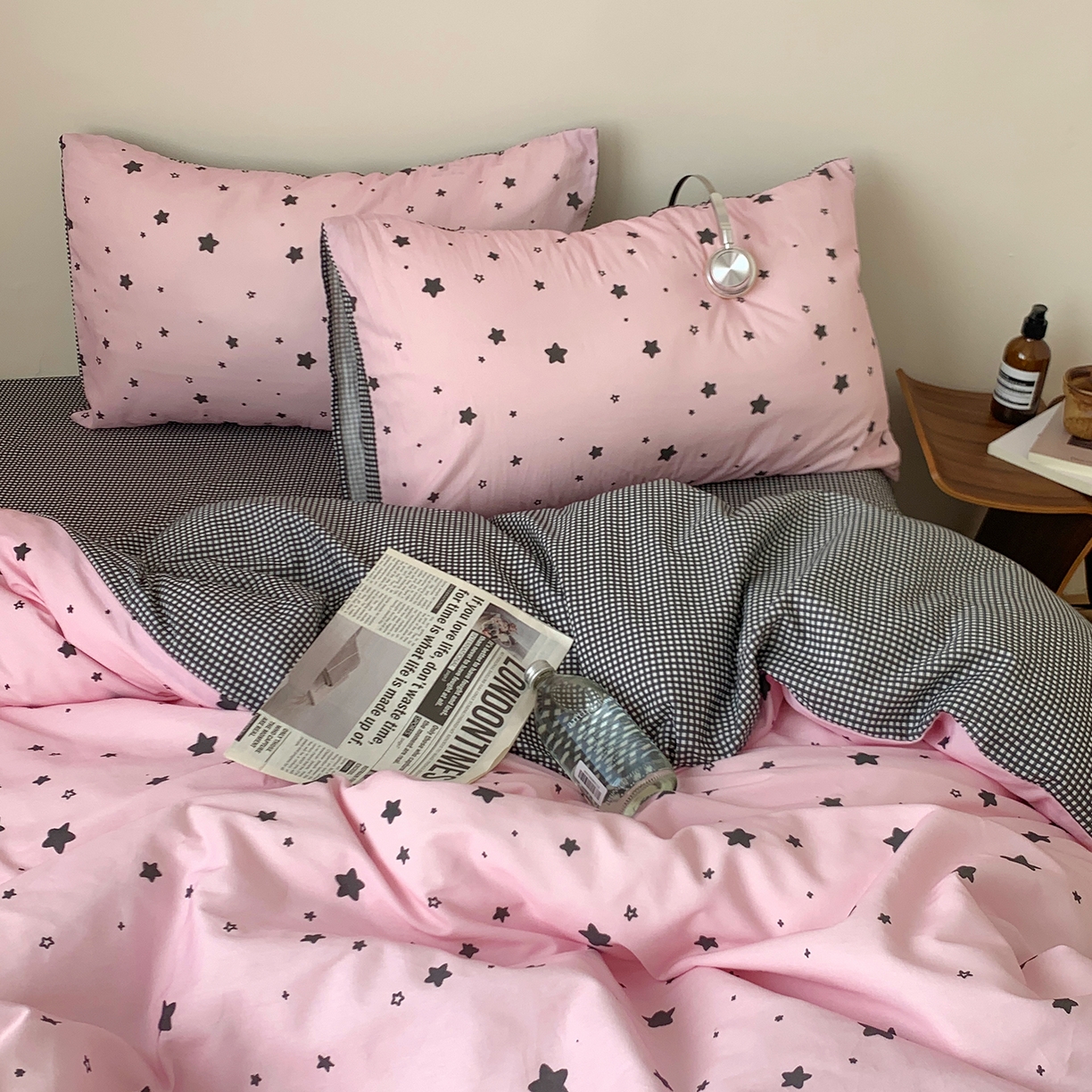 91家纺网 家纺一手货源 找家纺 桃喜 2026春夏新款全棉纯棉ins简约系列四件套（会员-3） 粉星星