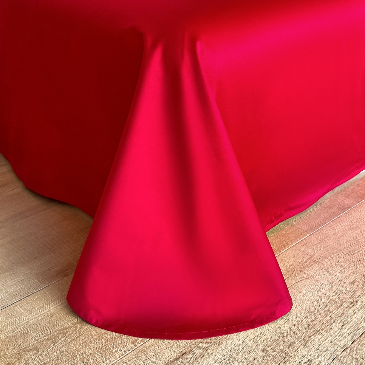 91家纺网 家纺一手货源 找家纺 置顶家纺 2026新款小清新亲肤婚庆绣花四件套 富富有鱼-金大红