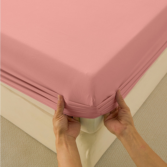 91家纺网 家纺一手货源 找家纺 青泽家纺 2026新款新款防滑水洗棉全包席梦思床笠床垫防尘保护罩 粉豆沙