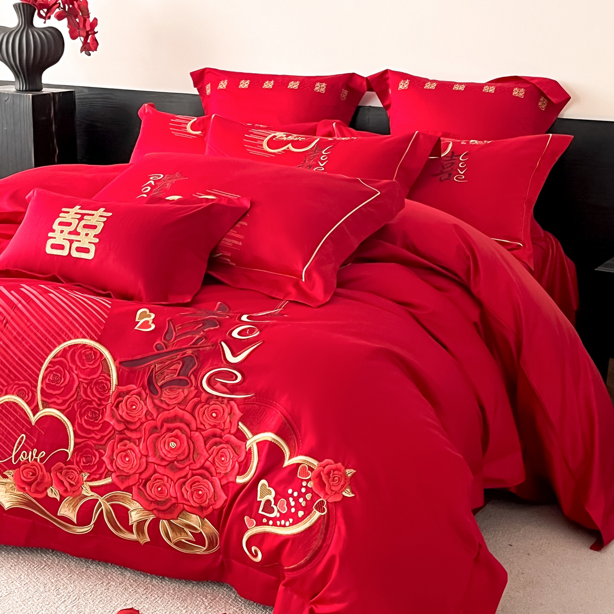 91家纺网 家纺一手货源 找家纺 置顶家纺 2026新款新中式亲肤婚庆绣花四件套 LOVE囍-大红