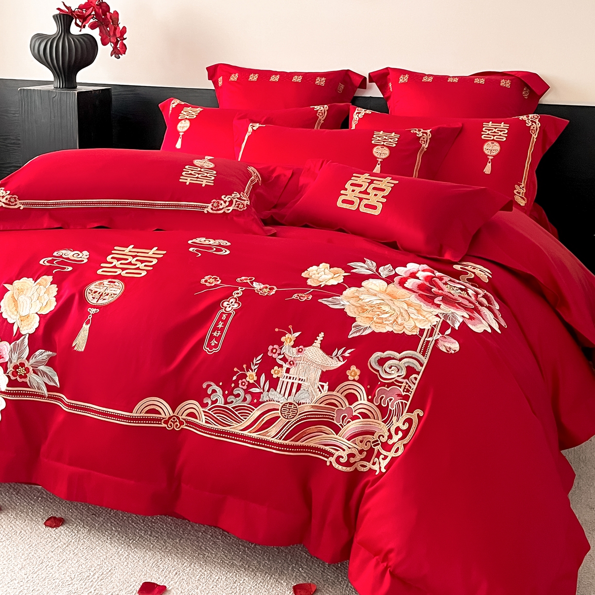 91家纺网 家纺一手货源 找家纺 置顶家纺 2026新款新中式亲肤婚庆绣花四件套 新婚大吉-大红