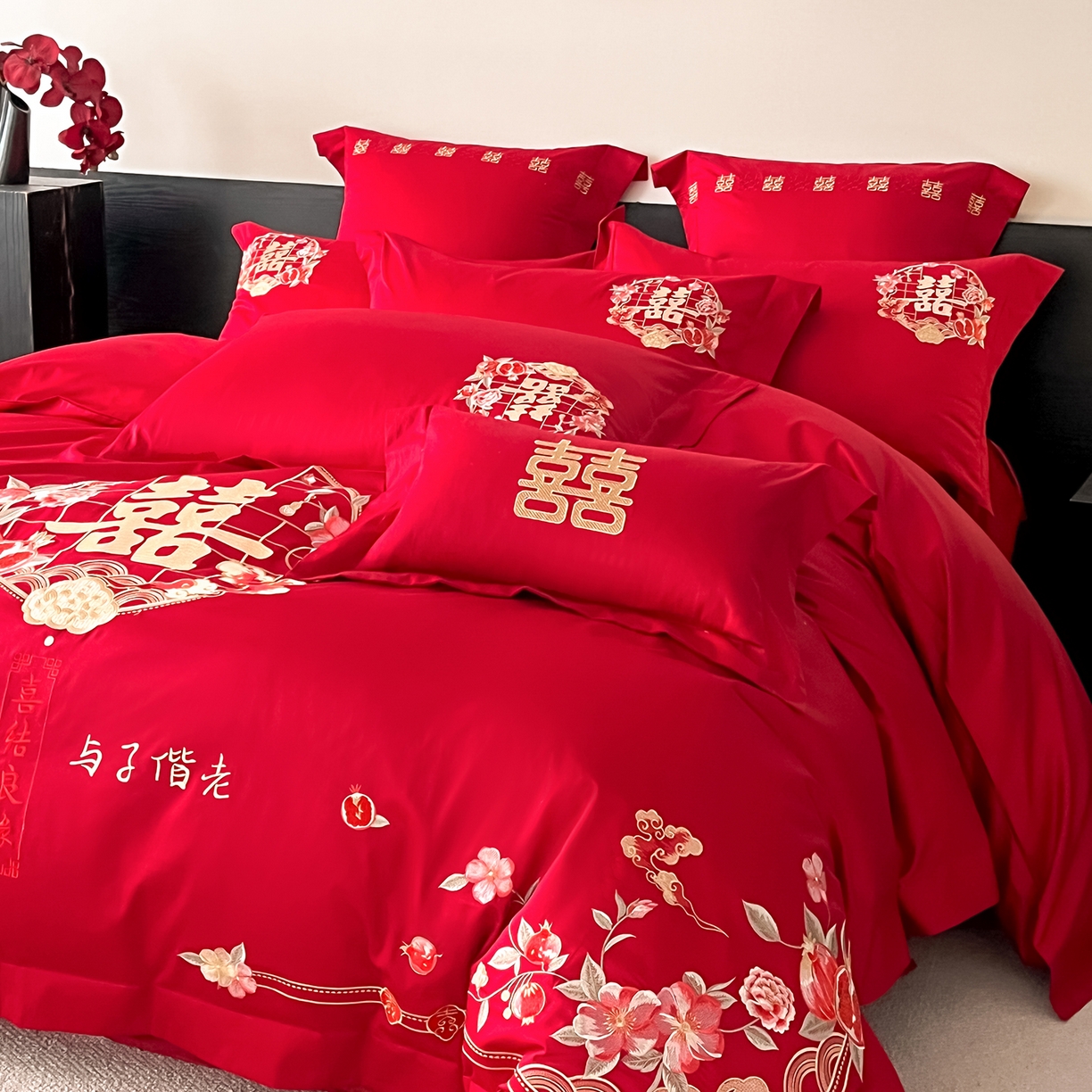 91家纺网 家纺一手货源 找家纺 置顶家纺 2026新款新中式亲肤婚庆绣花四件套 富贵美满-大红