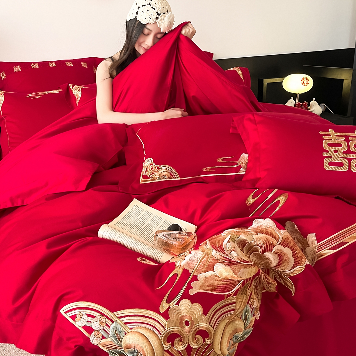 91家纺网 家纺一手货源 找家纺 置顶家纺 2026新款新中式亲肤婚庆绣花四件套 金玉满堂-大红