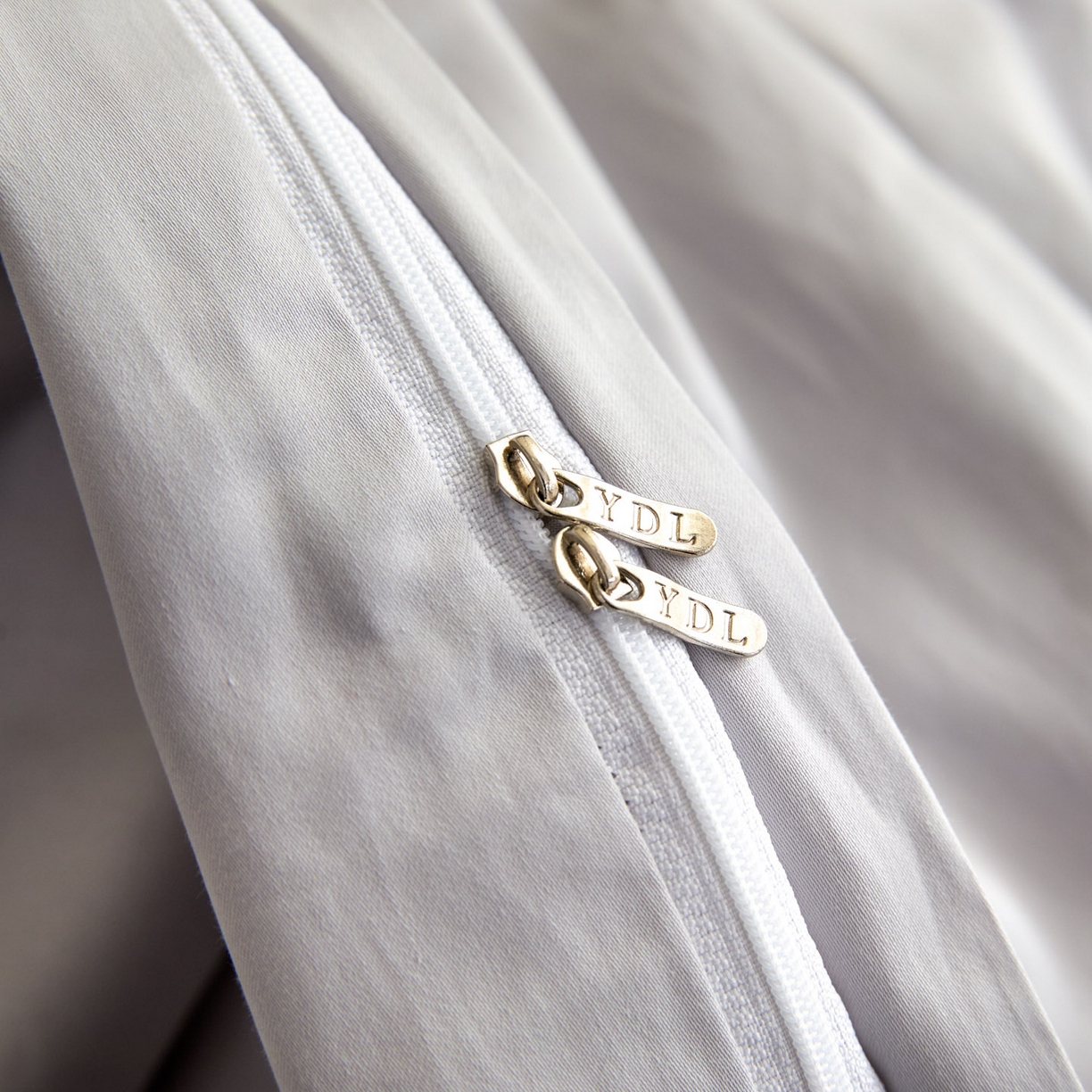 91家纺网 家纺一手货源 找家纺 （总）【控价】新方向 2026年 男士数码印花50s双股全棉纯棉贡缎长绒棉四件套-轨迹