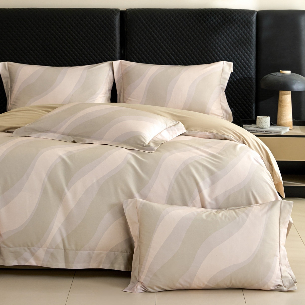 新方向 2026年数码印花50s双股全棉纯棉贡缎长绒棉四件套-轨迹（专版花型 严格控价 标准318元 加大338元） 轨迹-香槟