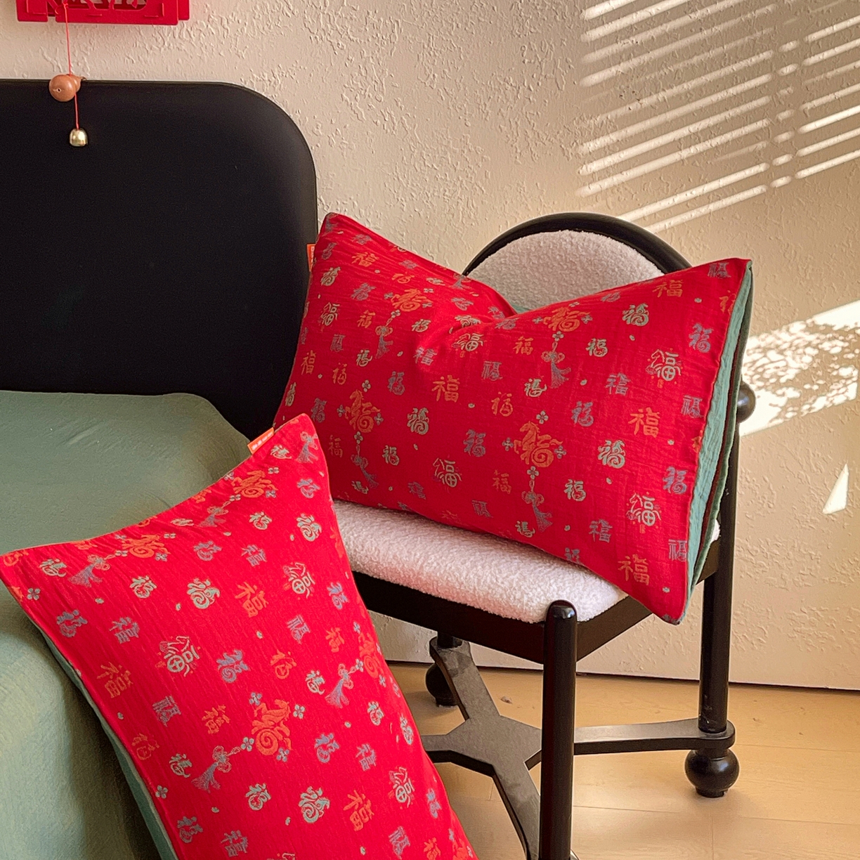 91家纺网 家纺一手货源 找家纺 春皖家纺 2026新款全棉色织双层纱提花百福系列拉链款-单枕套 红福马