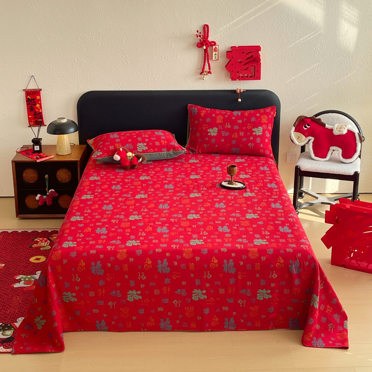 91家纺网 家纺一手货源 找家纺 春皖家纺 2026新款全棉色织双层纱提花百福系列拉链款-单床单 红百福