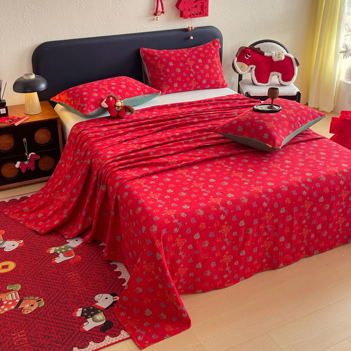 91家纺网 家纺一手货源 找家纺 春皖家纺 2026新款全棉色织双层纱提花百福系列拉链款-单床单 红福马