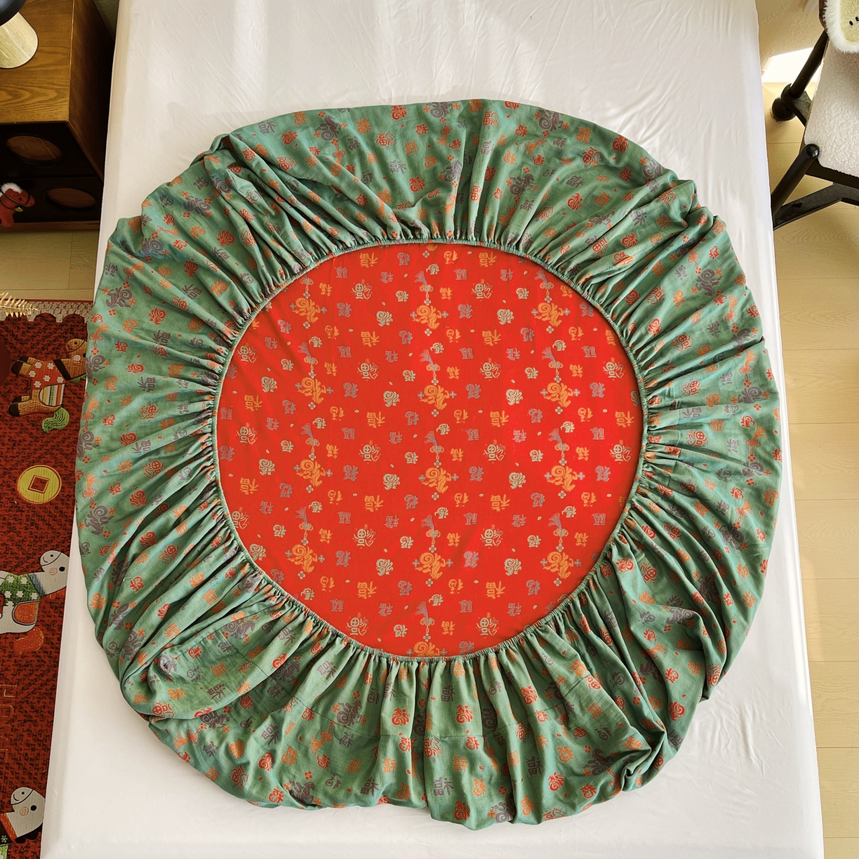 91家纺网 家纺一手货源 找家纺 春皖家纺 2026新款全棉色织双层纱提花百福系列拉链款-单床笠 绿福马