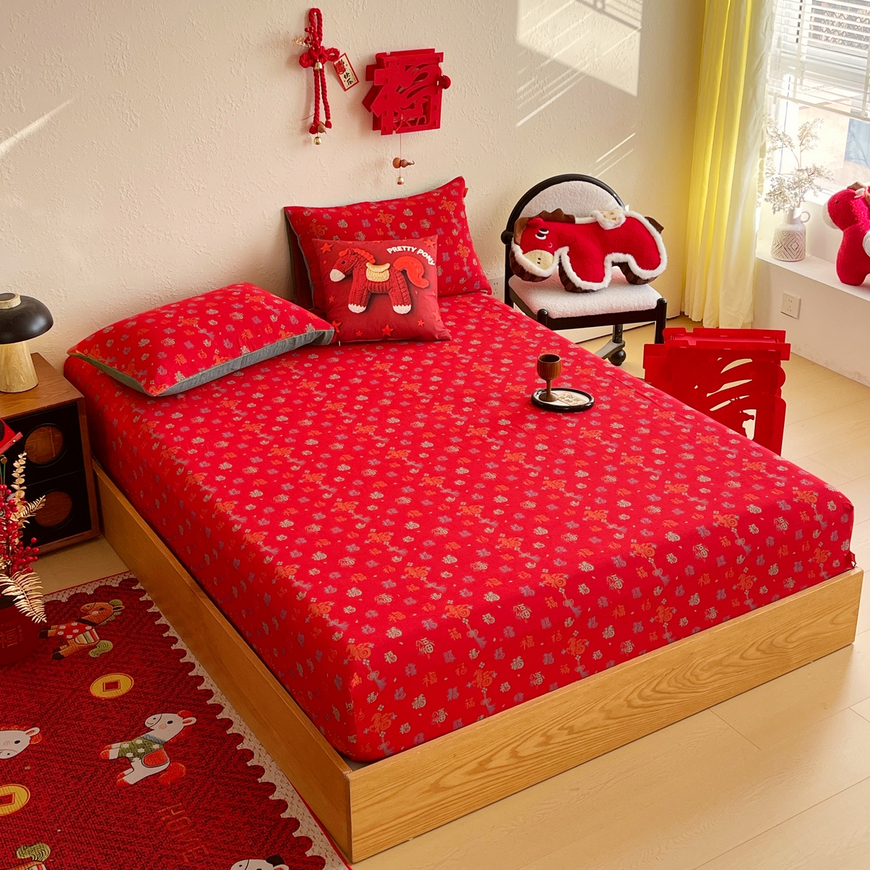 91家纺网 家纺一手货源 找家纺 春皖家纺 2026新款全棉色织双层纱提花百福系列拉链款-单床笠 红福马