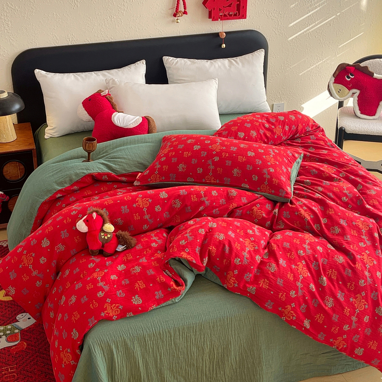 91家纺网 家纺一手货源 找家纺 春皖家纺 2026新款全棉色织双层纱提花百福系列拉链款-单被套 红福马