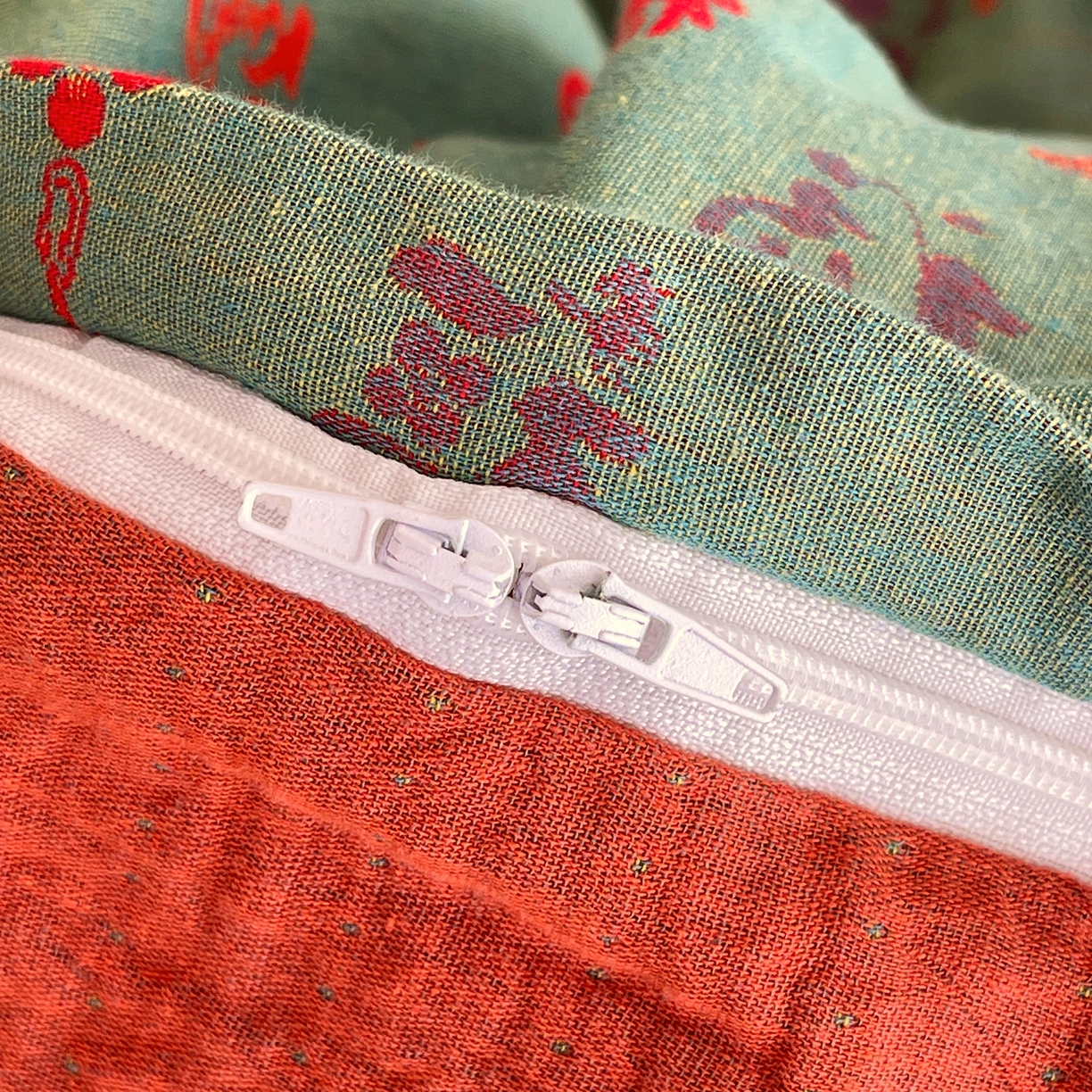 91家纺网 家纺一手货源 找家纺 春皖家纺 2026新款全棉色织双层纱提花百福系列拉链款-单被套 绿福马