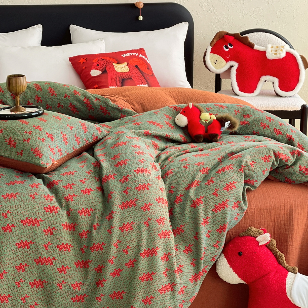 91家纺网 家纺一手货源 找家纺 春皖家纺 2026新款全棉色织双层纱提花百福系列拉链款-单被套 绿赤兔