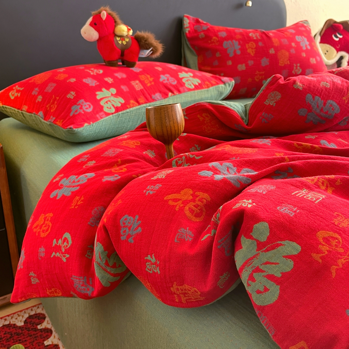 91家纺网 家纺一手货源 找家纺 （总）春皖家纺 2026新款全棉色织双层纱提花百福系列拉链款-四件套