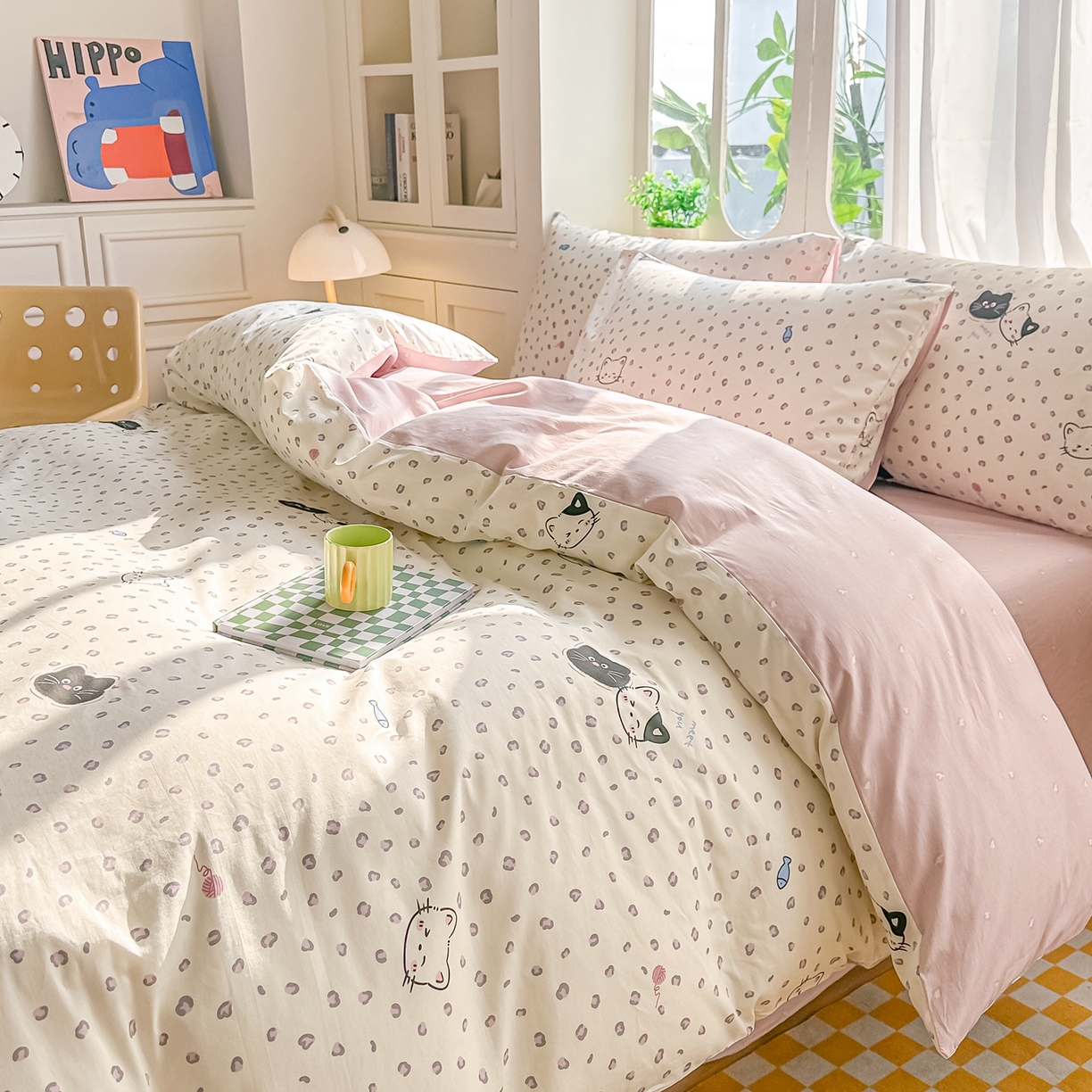 91家纺网 家纺一手货源 找家纺 颜选 2026新款全棉纯棉印花四件套 粉红顽皮猫