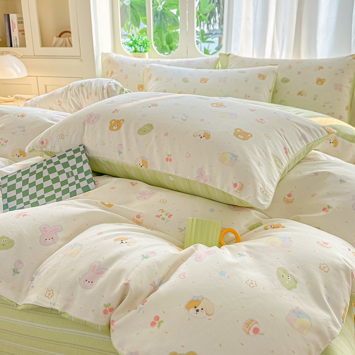 91家纺网 家纺一手货源 找家纺 颜选 2026新款全棉纯棉印花四件套 假日小狗