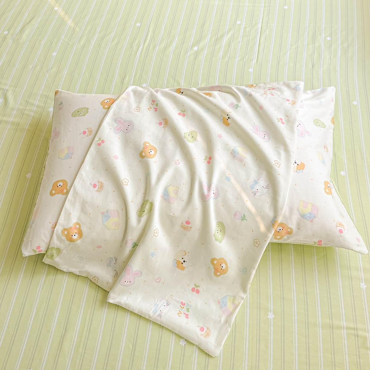 91家纺网 家纺一手货源 找家纺 颜选 2026新款全棉纯棉印花四件套 假日小狗