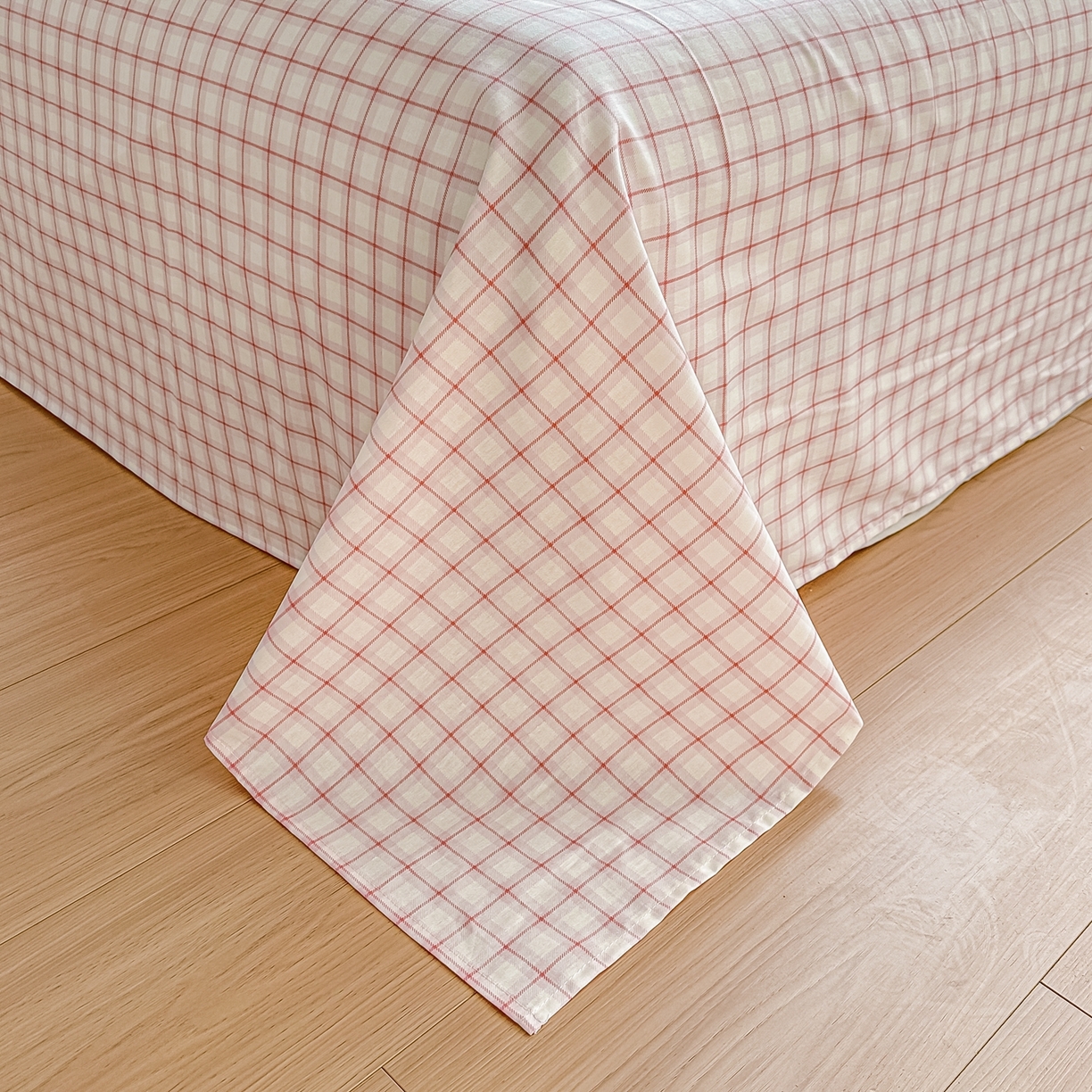 91家纺网 家纺一手货源 找家纺 颜选 2026新款全棉纯棉印花四件套 星星凯蒂猫