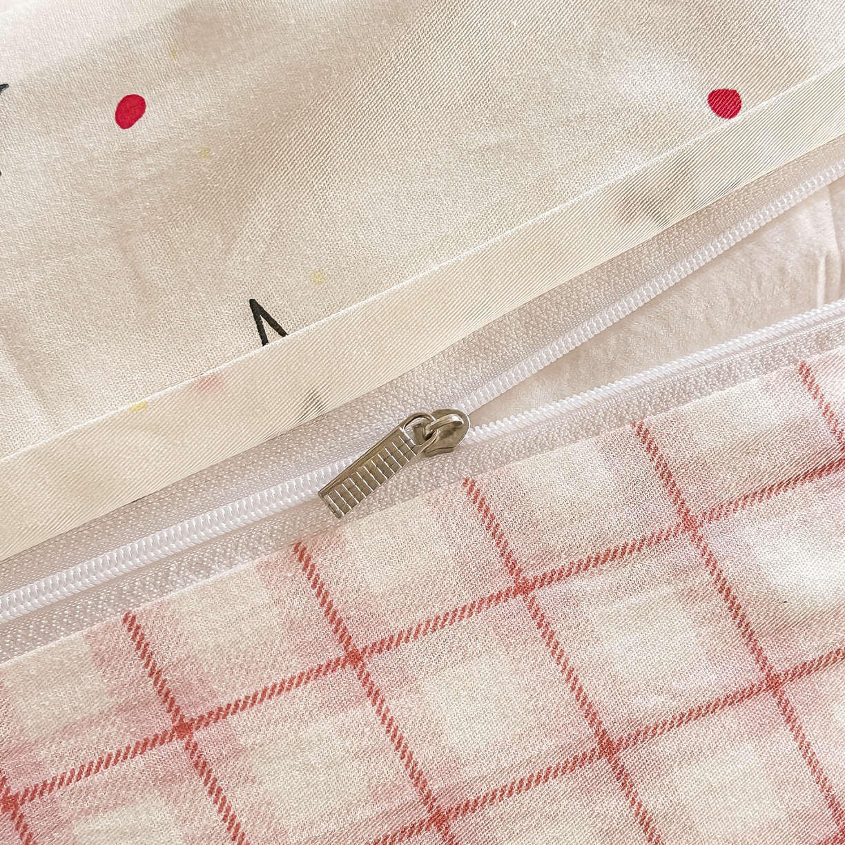 91家纺网 家纺一手货源 找家纺 颜选 2026新款全棉纯棉印花四件套 星星凯蒂猫