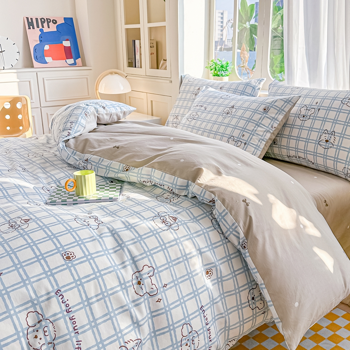 91家纺网 家纺一手货源 找家纺 颜选 2026新款全棉纯棉印花四件套 忧郁棕熊