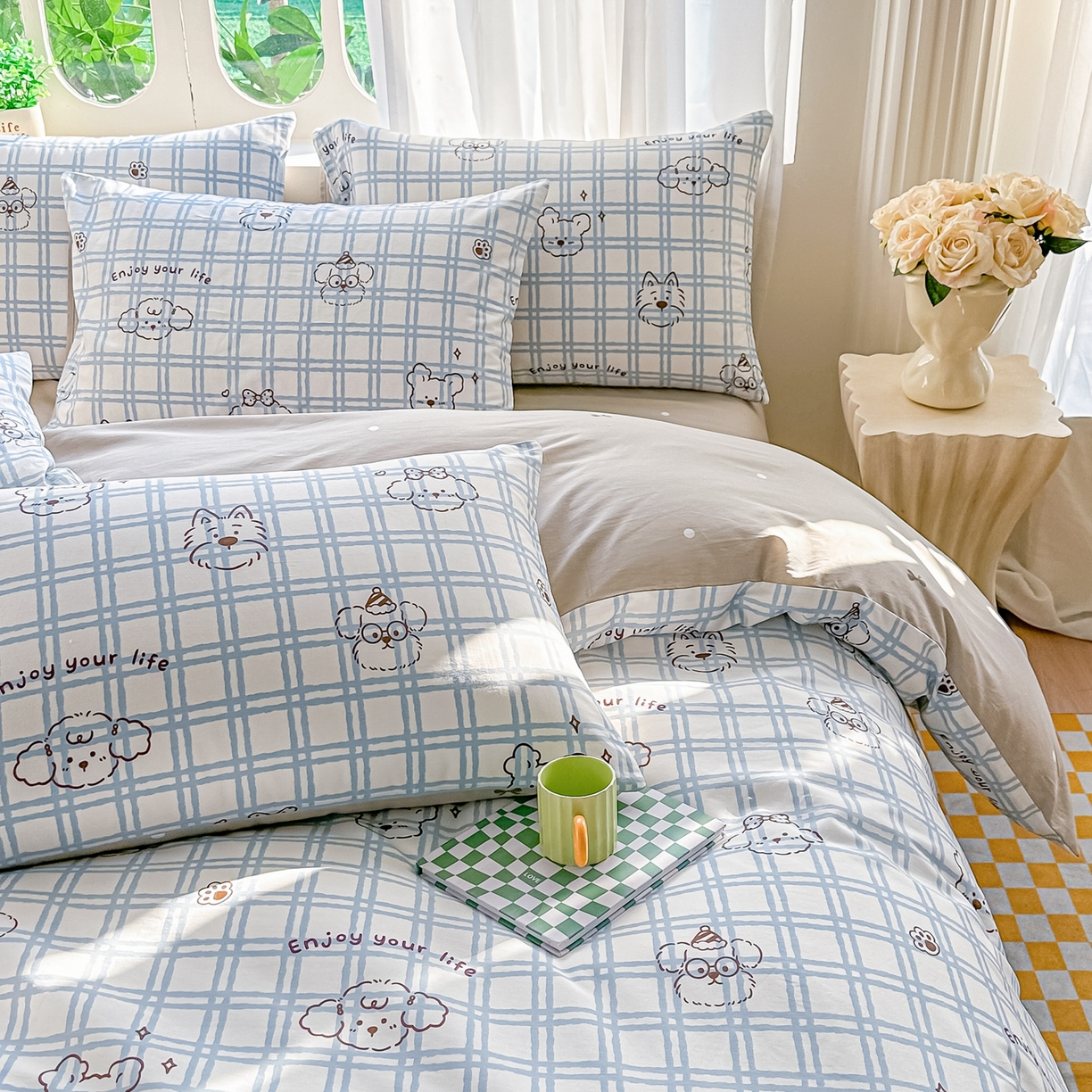 91家纺网 家纺一手货源 找家纺 颜选 2026新款全棉纯棉印花四件套 忧郁棕熊