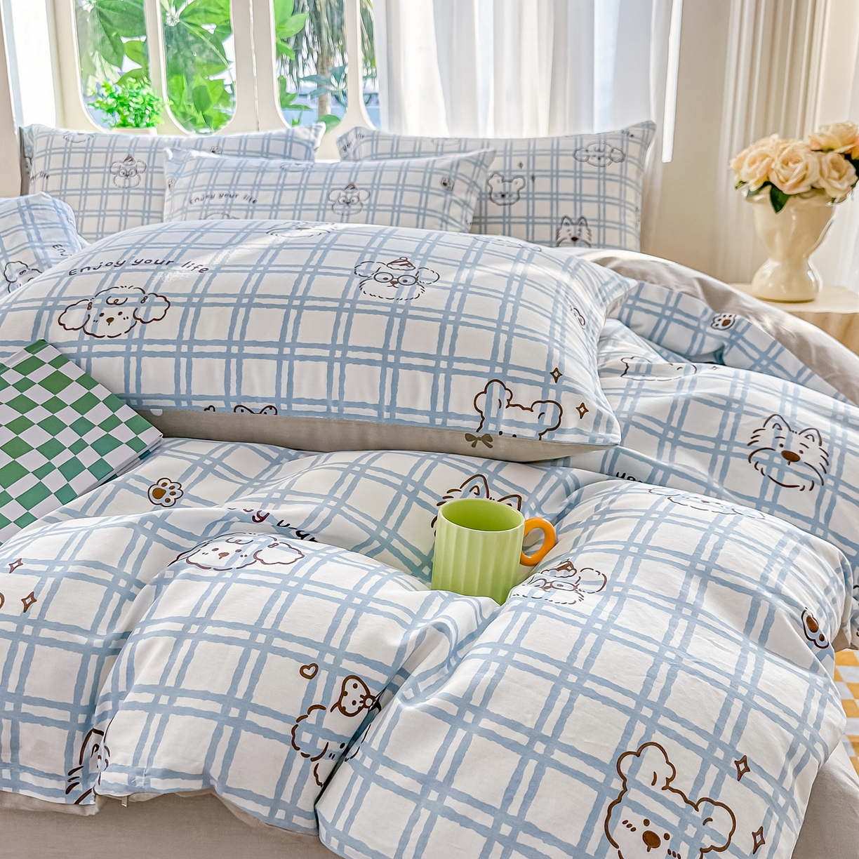 91家纺网 家纺一手货源 找家纺 颜选 2026新款全棉纯棉印花四件套 忧郁棕熊