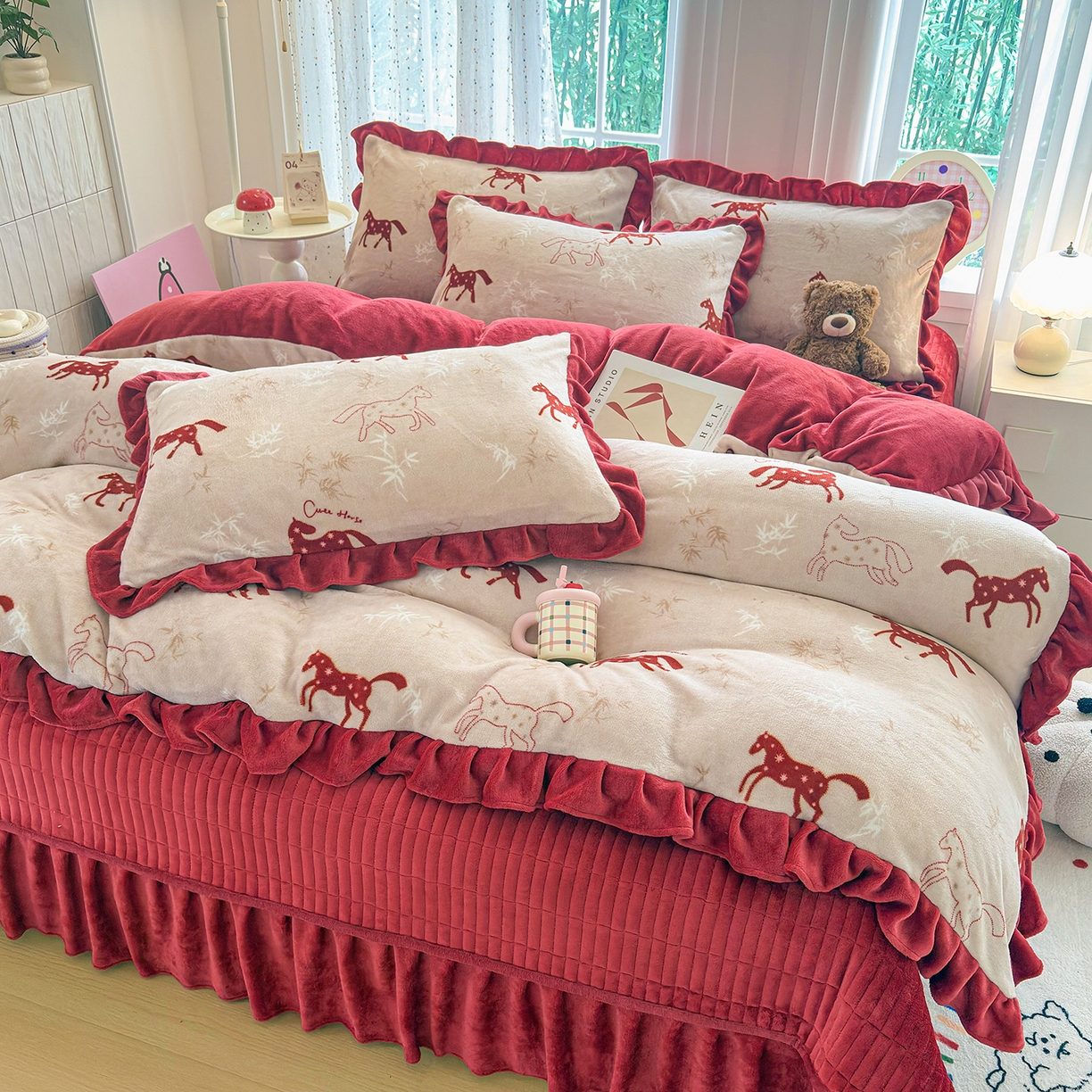 梵克保罗 2026新款花边款牛奶绒印花贺岁款床盖四件套床褥炕垫四件套 花边款-经典小马