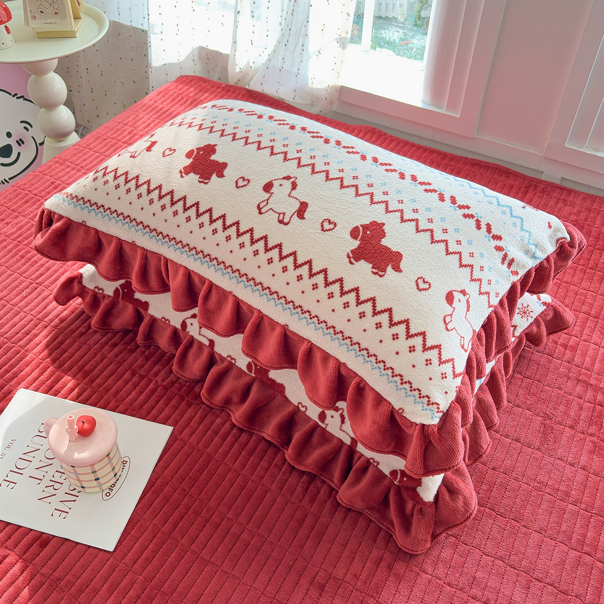 91家纺网 家纺一手货源 找家纺 梵克保罗 2026新款花边款牛奶绒印花贺岁款床盖四件套床褥炕垫四件套 花边款-马上有福