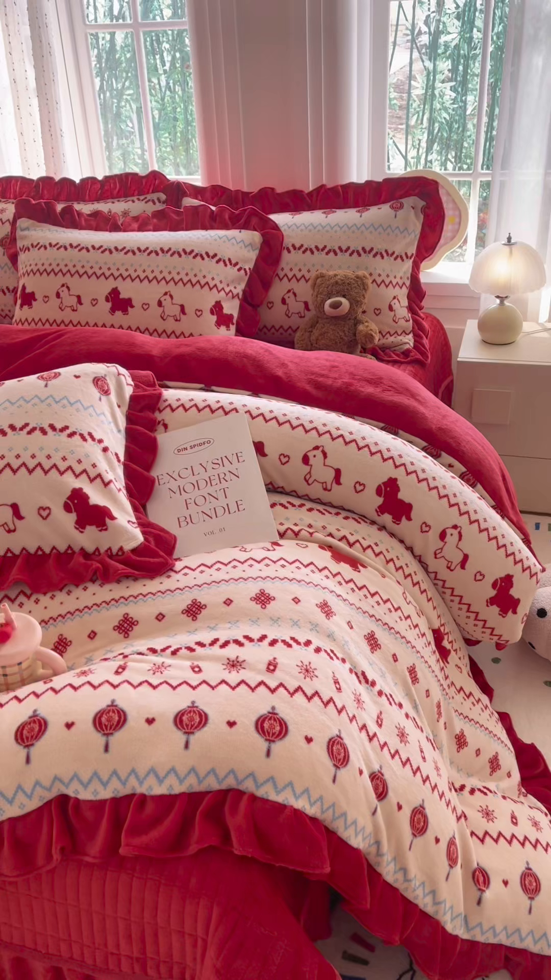 91家纺网 家纺一手货源 找家纺 梵克保罗 2026新款花边款牛奶绒印花贺岁款床盖四件套床褥炕垫四件套 花边款-马上有福