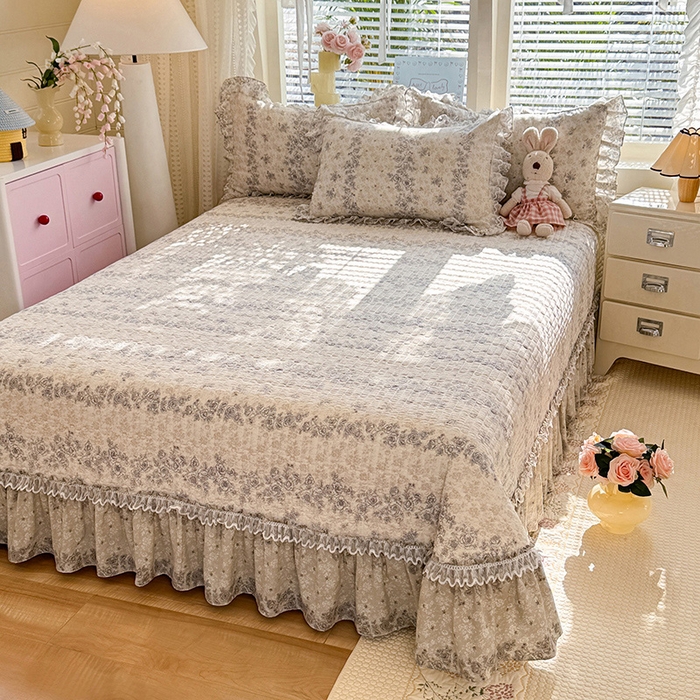 91家纺网 家纺一手货源 找家纺 韩约家纺 2026新款韩式双层花边古法棉感床盖四件套 柔梦