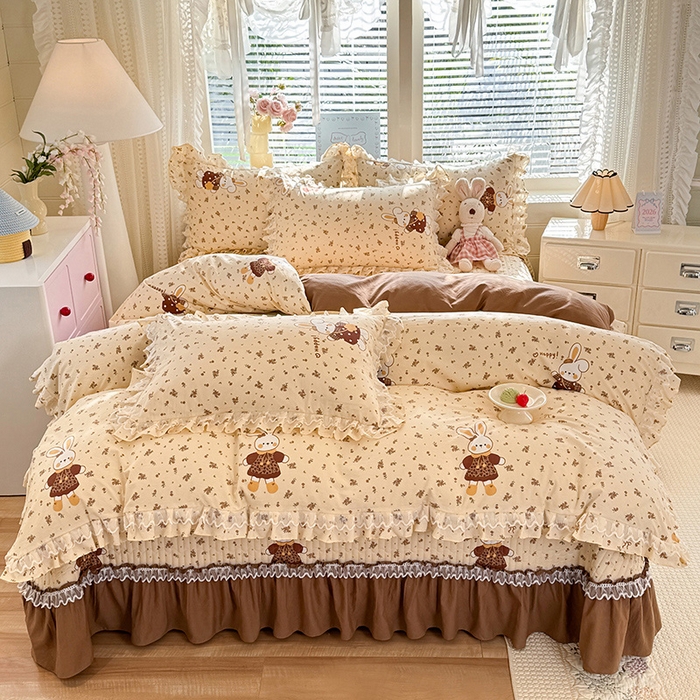 91家纺网 家纺一手货源 找家纺 韩约家纺 2026新款韩式双层花边古法棉感床盖四件套 萌萌兔