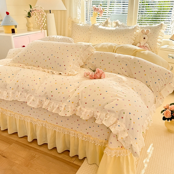 91家纺网 家纺一手货源 找家纺 韩约家纺 2026新款韩式双层花边古法棉感床盖四件套 彩心