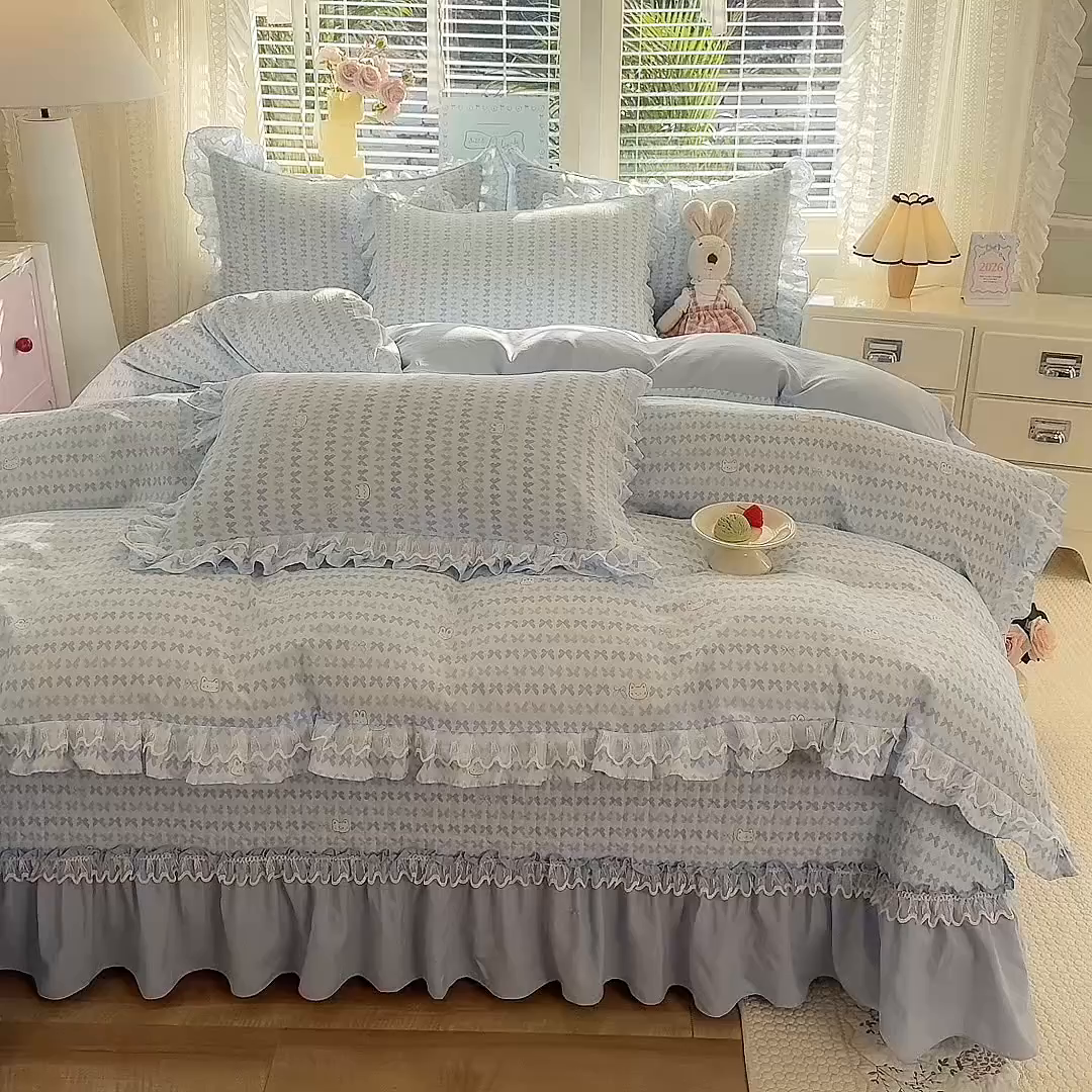 91家纺网 家纺一手货源 找家纺 韩约家纺 2026新款韩式双层花边古法棉感床盖四件套 蝴蝶伙伴