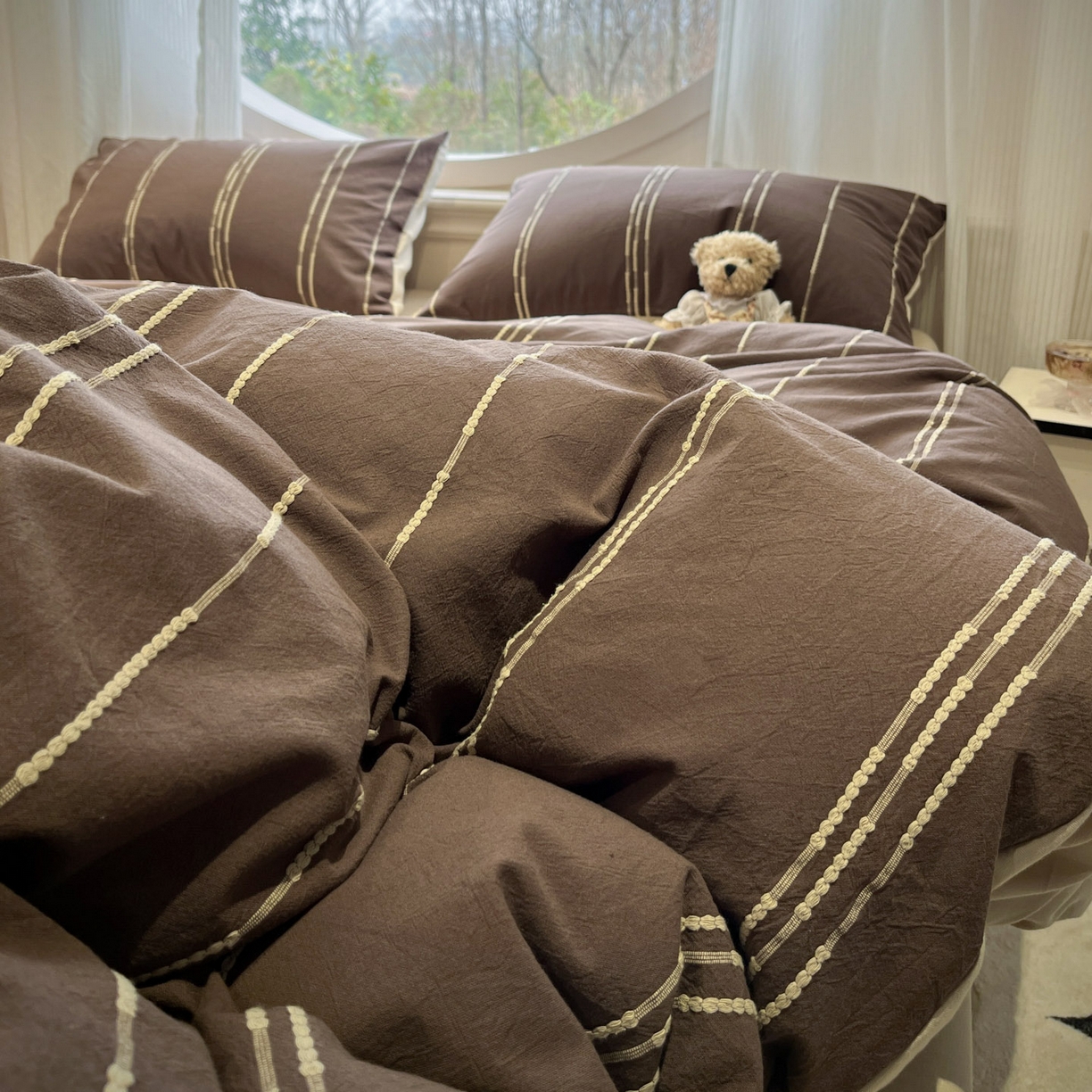 91家纺网 家纺一手货源 找家纺 莱茵家居 2026新款A类60支全棉纯棉复古美拉德色织提花四件套-慕星系列 慕星-可可