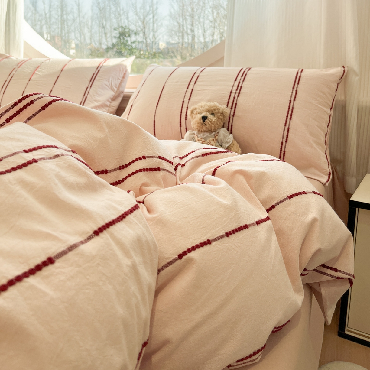 91家纺网 家纺一手货源 找家纺 莱茵家居 2026新款A类60支全棉纯棉复古美拉德色织提花四件套-慕星系列 慕星-浅粉