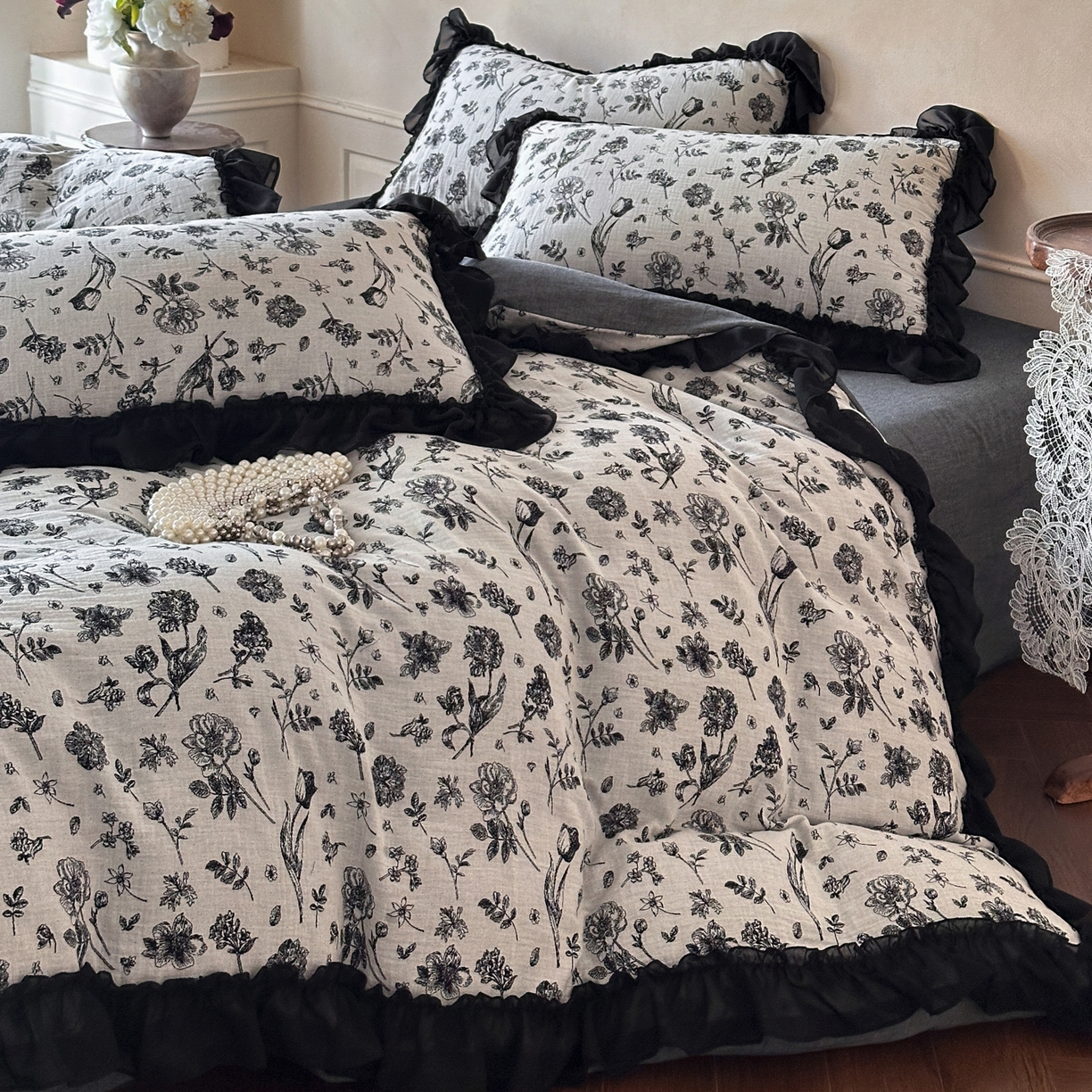 91家纺网 家纺一手货源 找家纺 （总）莱茵家居 2026新款A类法式花边复古60支全棉纯棉色织大提花四件套-梦境系列