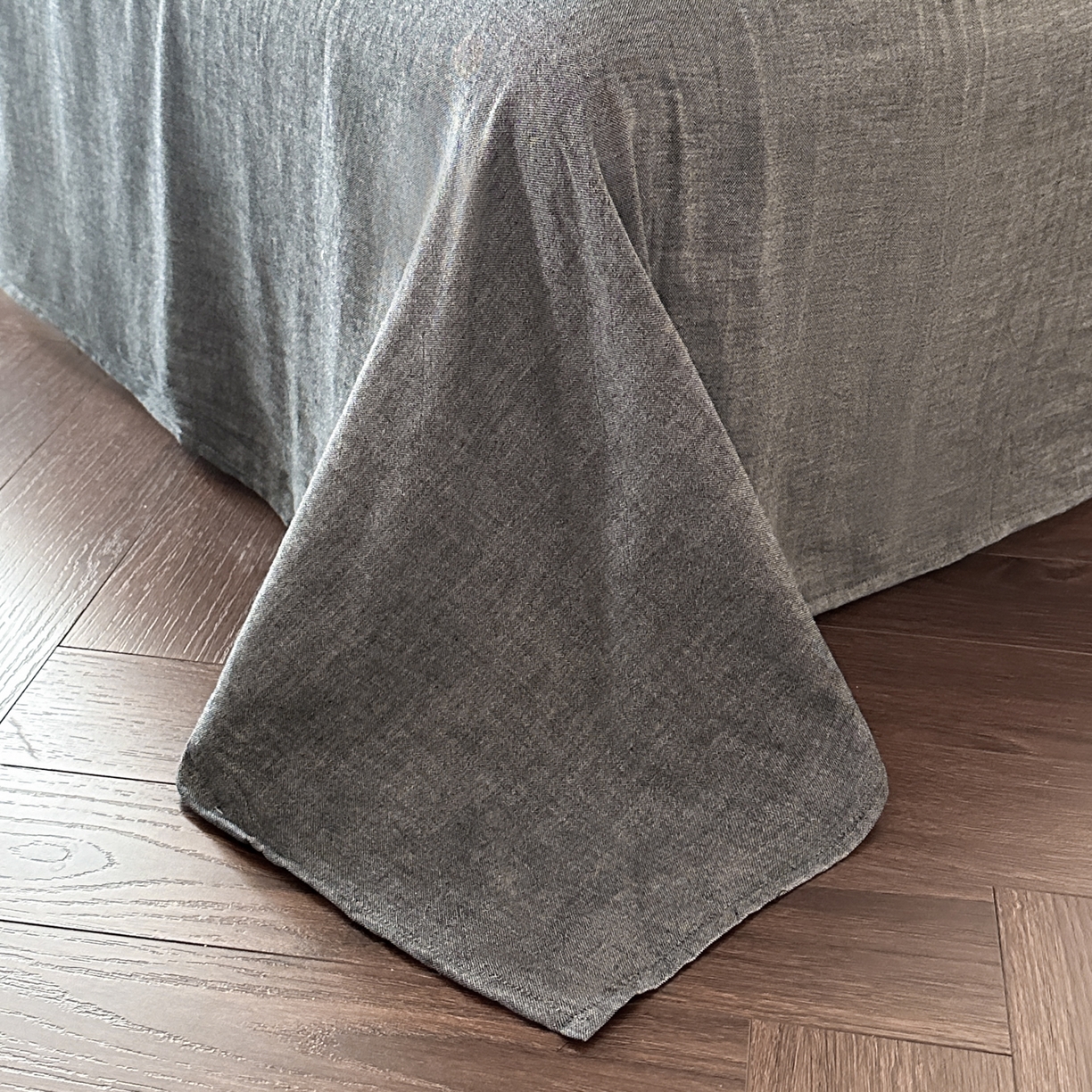 91家纺网 家纺一手货源 找家纺 莱茵家居 2026新款A类法式花边复古60支全棉纯棉色织大提花四件套-梦境系列 梦境-鸢尾