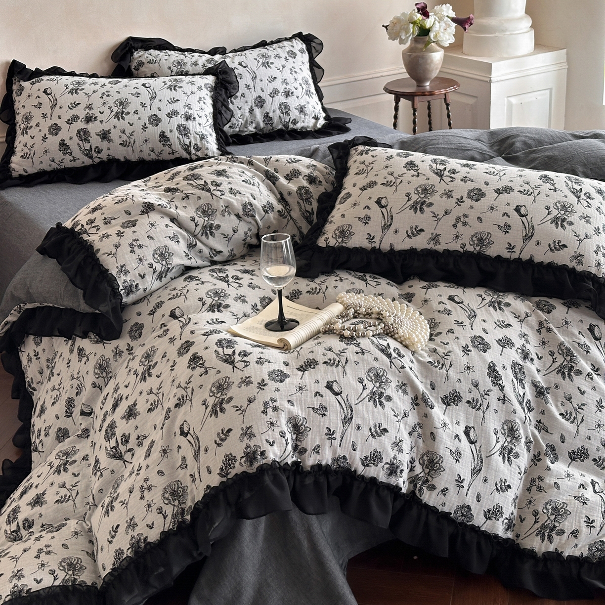 91家纺网 家纺一手货源 找家纺 莱茵家居 2026新款A类法式花边复古60支全棉纯棉色织大提花四件套-梦境系列 梦境-茶歇