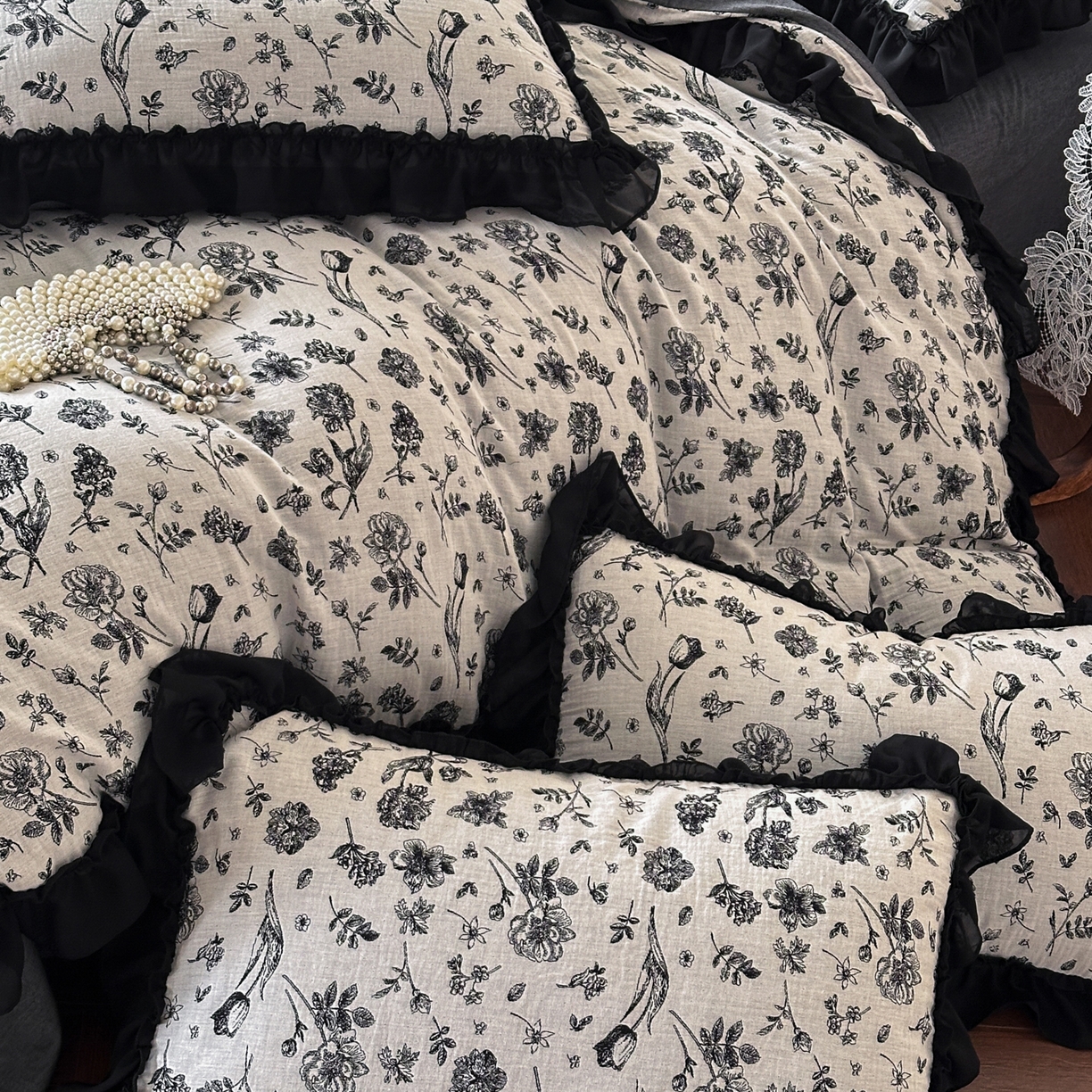 91家纺网 家纺一手货源 找家纺 莱茵家居 2026新款A类法式花边复古60支全棉纯棉色织大提花四件套-梦境系列 梦境-茶歇