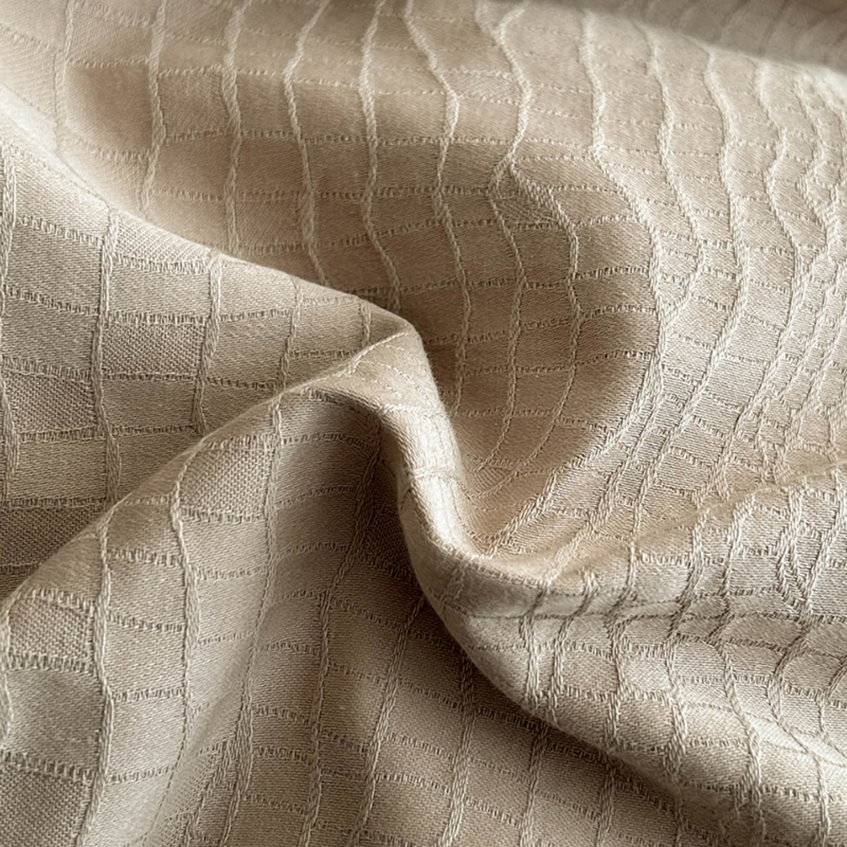 91家纺网 家纺一手货源 找家纺 莱茵家居 2026新款A类60支长绒棉纯棉提花贡缎大提花四件套光泽绸缎感轻奢风 素简-咖