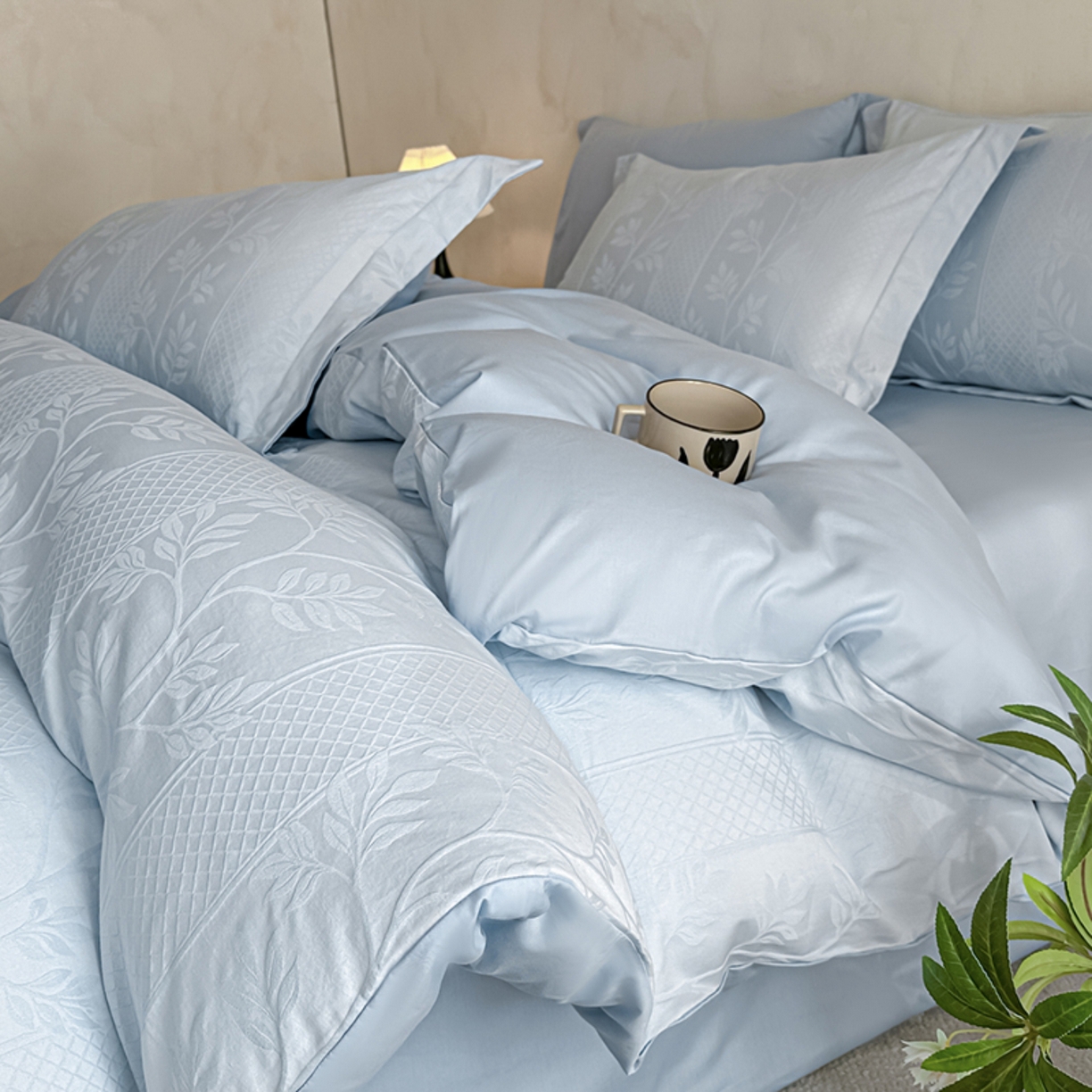 莱茵家居 2026新款A类60支长绒棉纯棉提花贡缎大提花四件套光泽绸缎感轻奢风 湫波-蓝