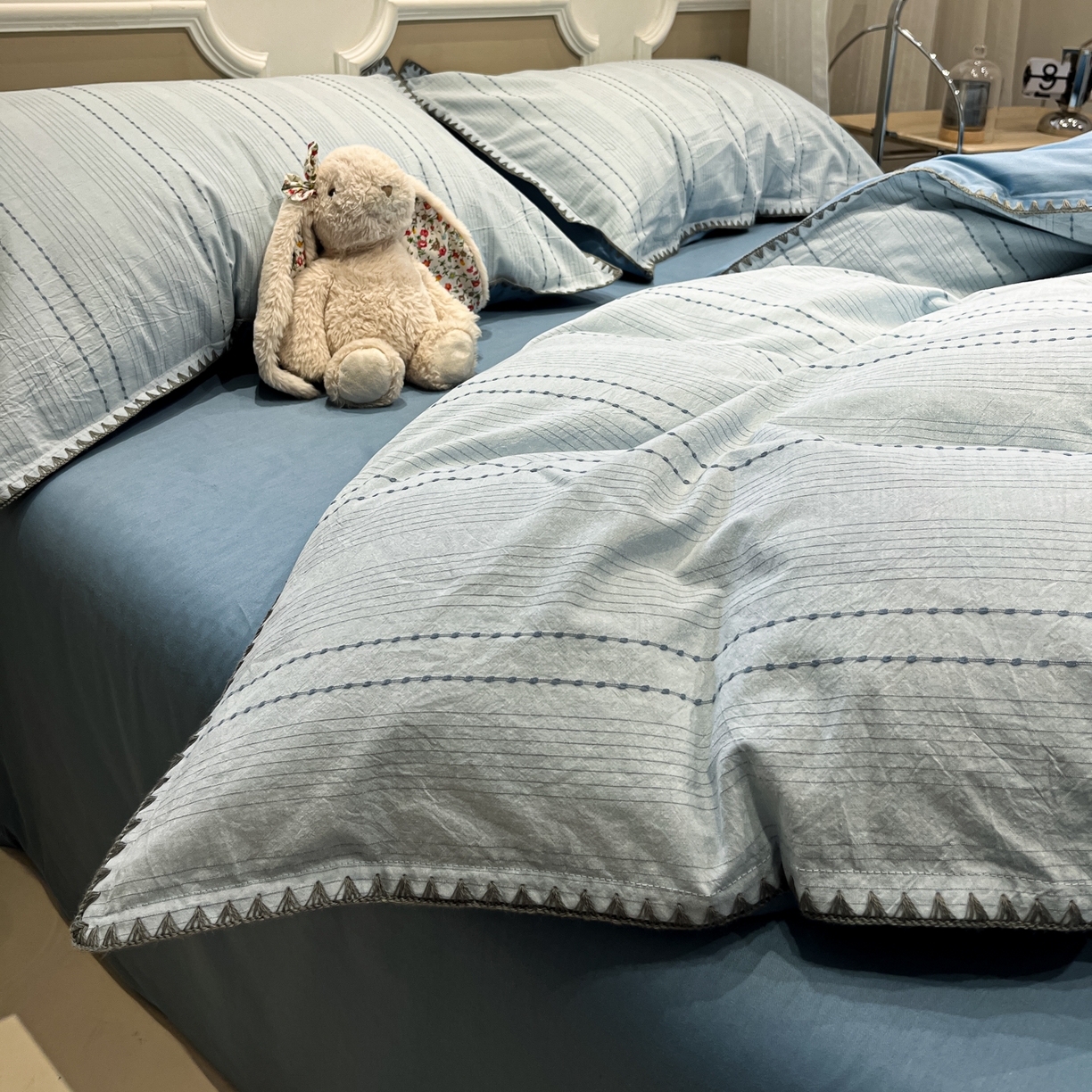 91家纺网 家纺一手货源 找家纺 莱茵家居 2026新款A类全棉纯棉色织大提花贝壳边四件套-序语松间系列 序语-蓝