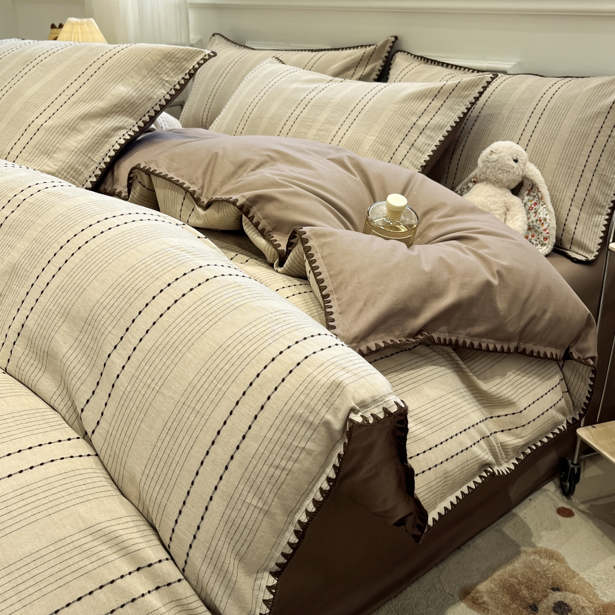 莱茵家居 2026新款A类全棉纯棉色织大提花贝壳边四件套-序语松间系列 序语-咖