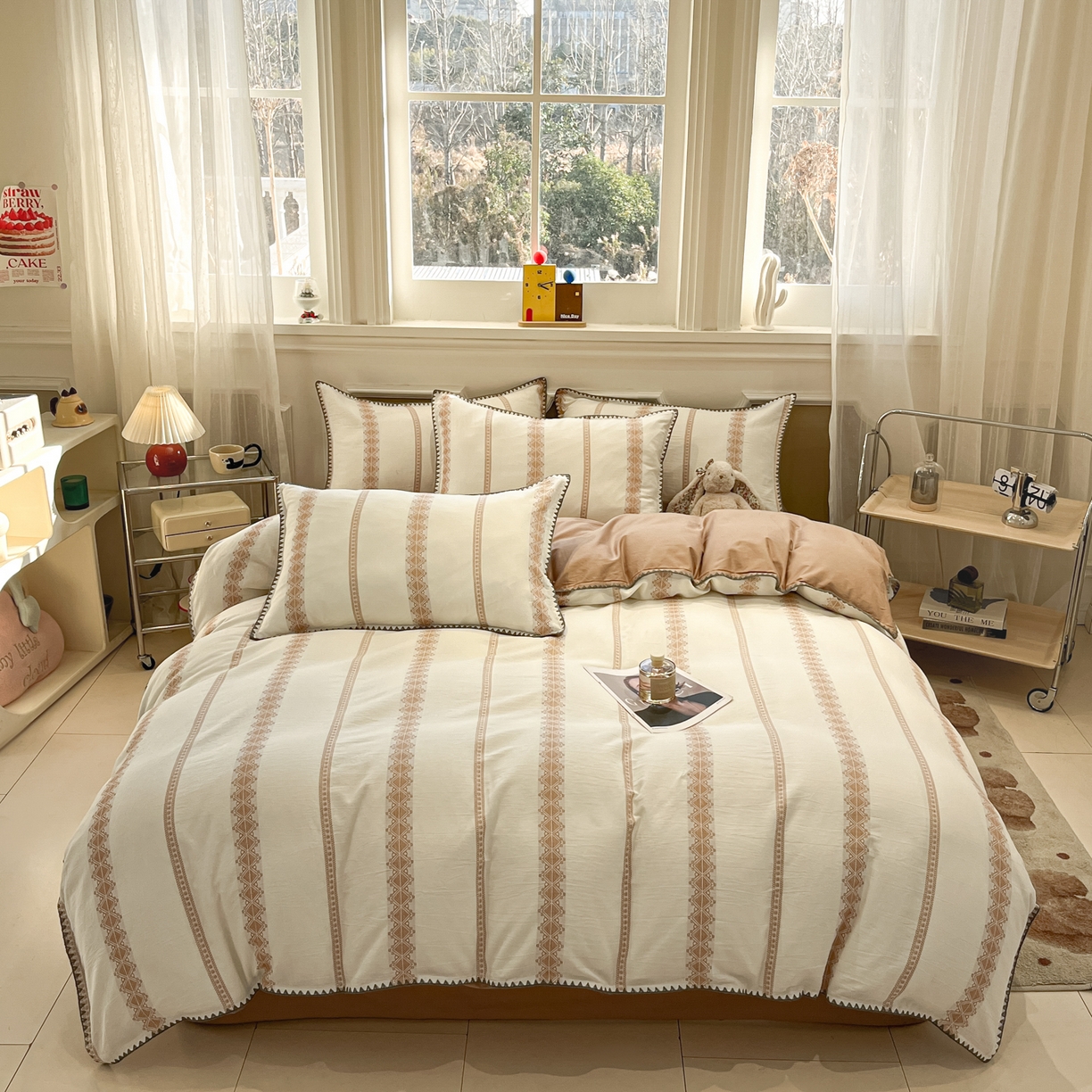 91家纺网 家纺一手货源 找家纺 莱茵家居 2026新款A类全棉纯棉色织大提花贝壳边四件套-序语松间系列 松间-棕