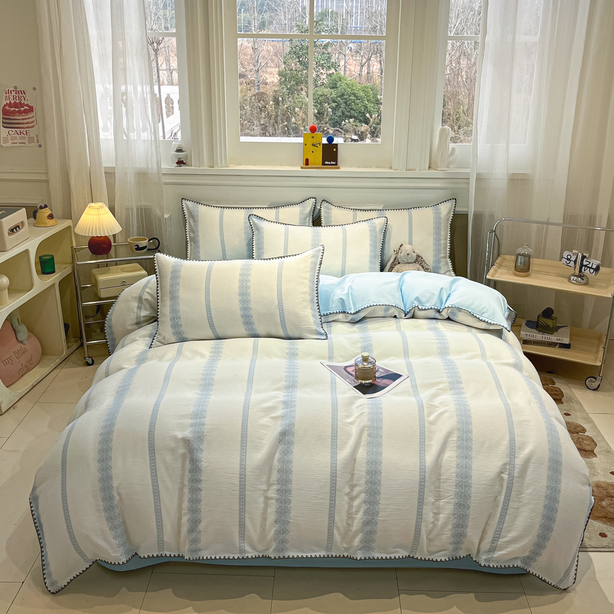 91家纺网 家纺一手货源 找家纺 莱茵家居 2026新款A类全棉纯棉色织大提花贝壳边四件套-序语松间系列 松间-蓝