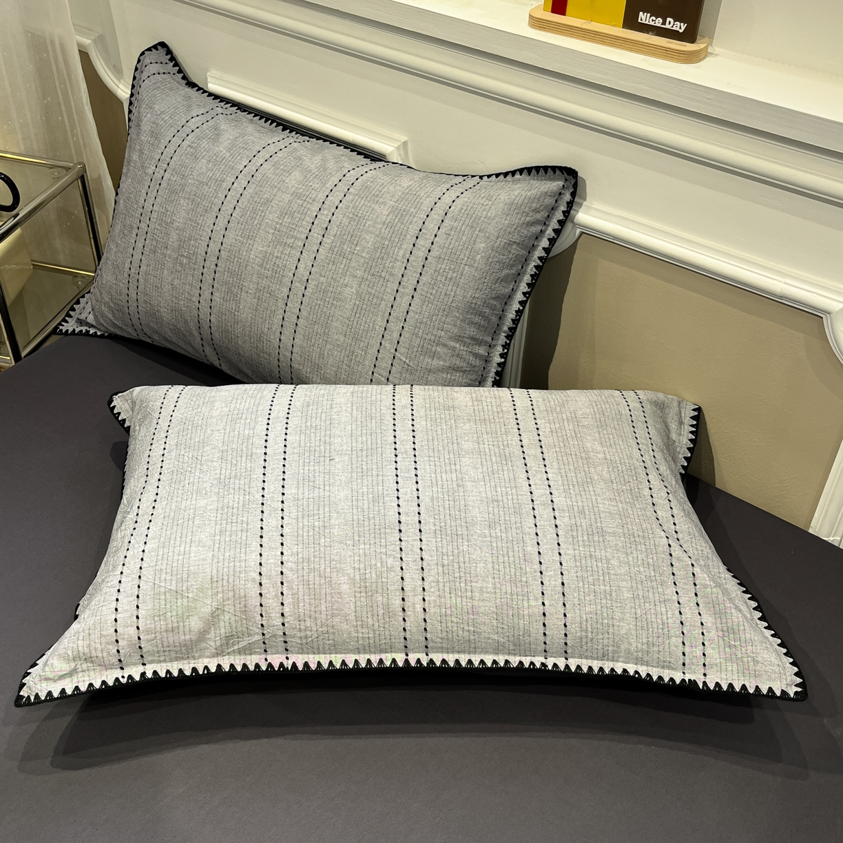 91家纺网 家纺一手货源 找家纺 莱茵家居 2026新款A类全棉纯棉色织大提花贝壳边四件套-序语松间系列 序语-灰