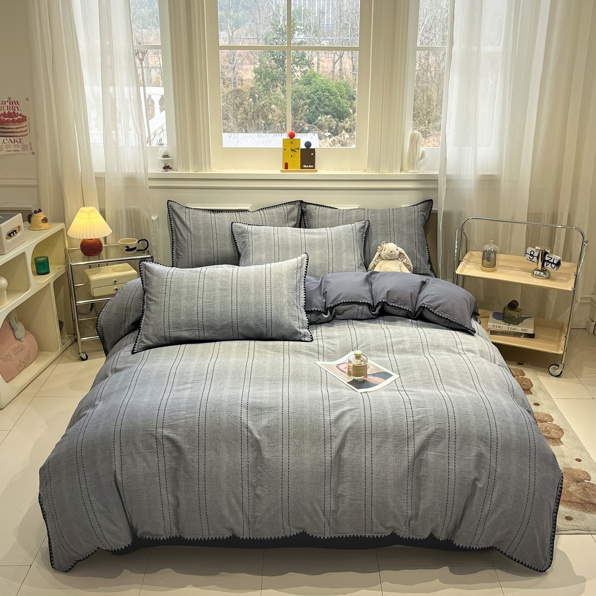 91家纺网 家纺一手货源 找家纺 莱茵家居 2026新款A类全棉纯棉色织大提花贝壳边四件套-序语松间系列 序语-灰